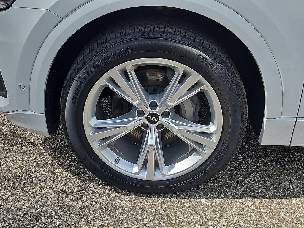 2023 Audi Q8 Premium Plus - Photo 2
