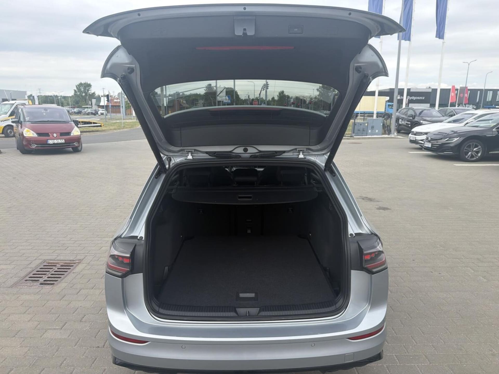 Volkswagen Golf Variant R-Line
