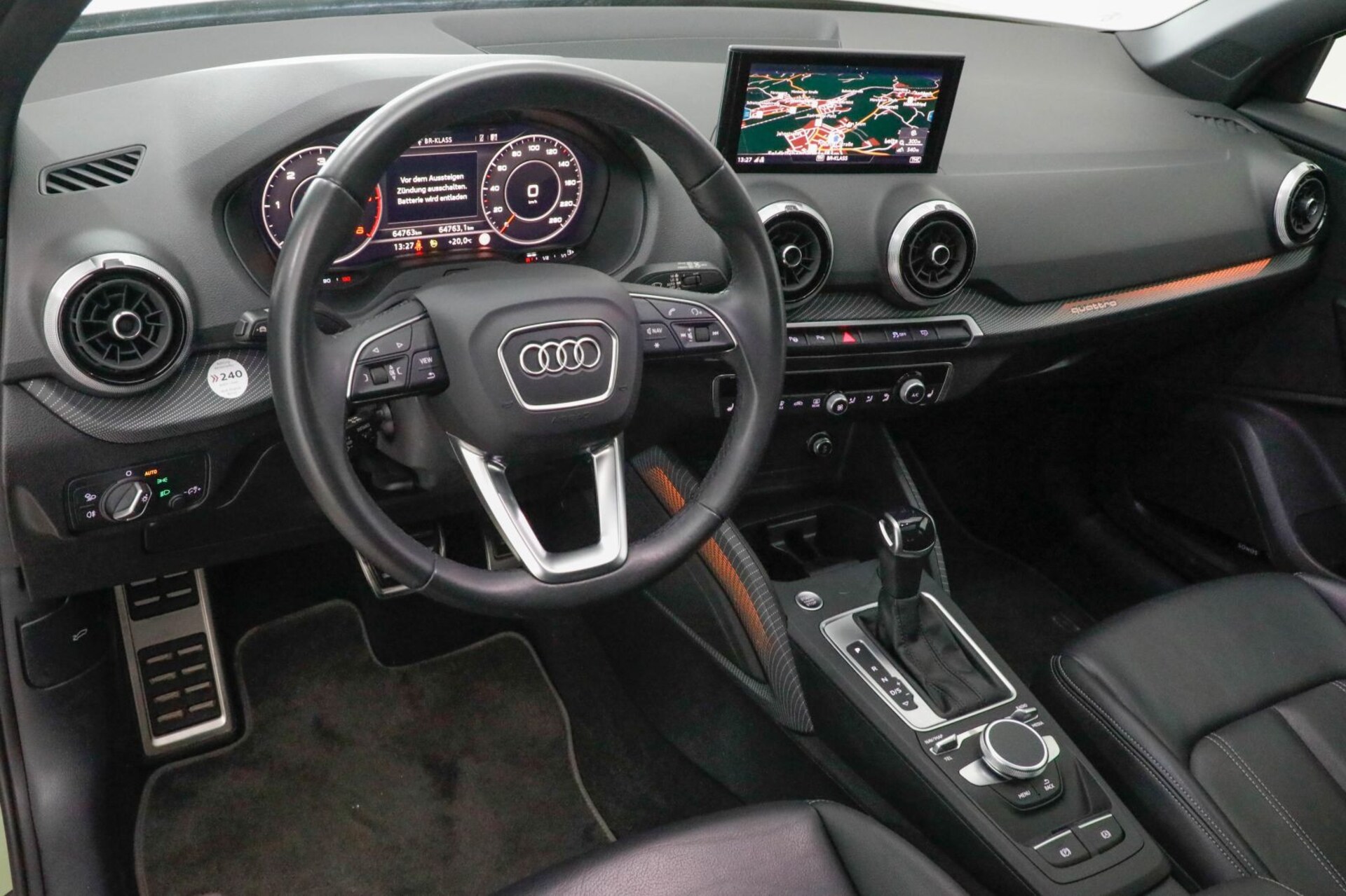 Audi Q2 S line