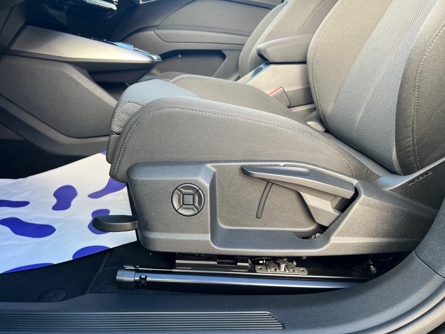 Bild über Audi Q4 e-tron 35 e-tron - für weitere Informationen kontaktieren Sie den Audi Partner