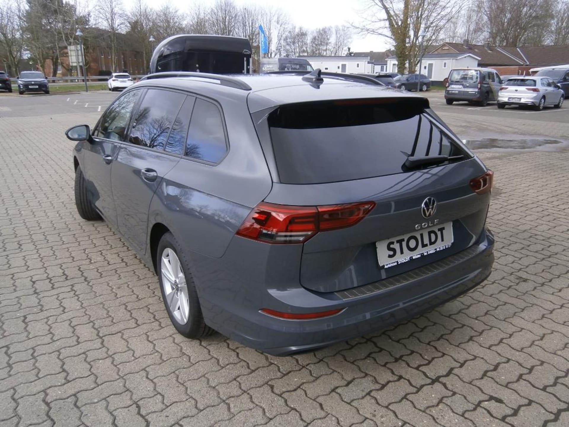 Volkswagen Golf Variant Life