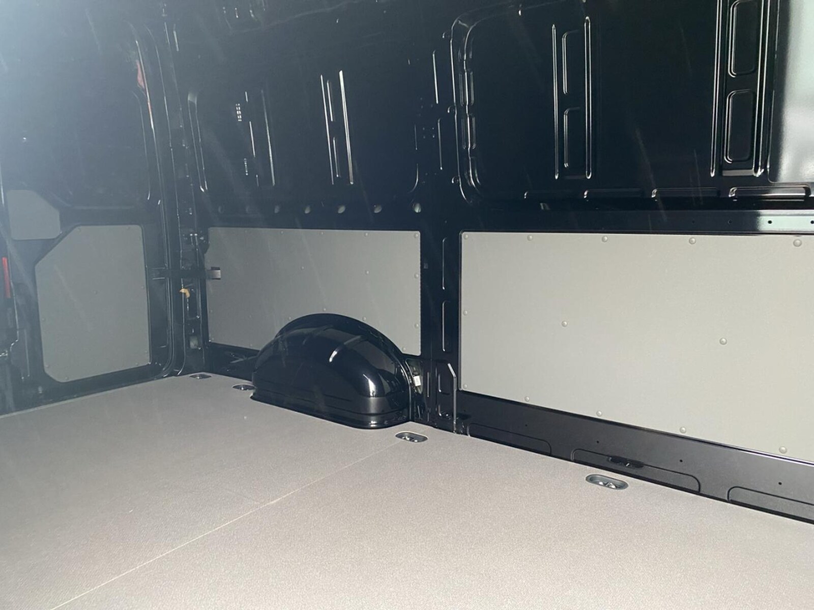 Volkswagen Crafter Kasten mittlerer Radstand – Bild 17