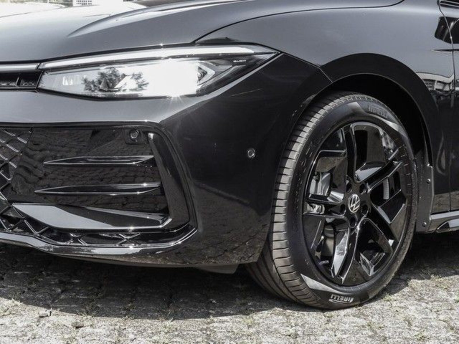Volkswagen Passat – Bild 9