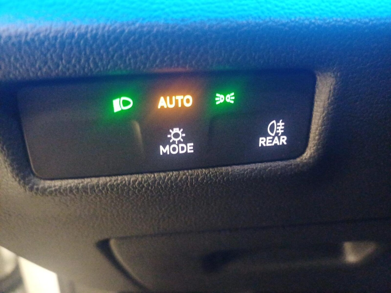 Volkswagen Tiguan – Bild 10
