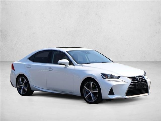 2018 Lexus IS 300