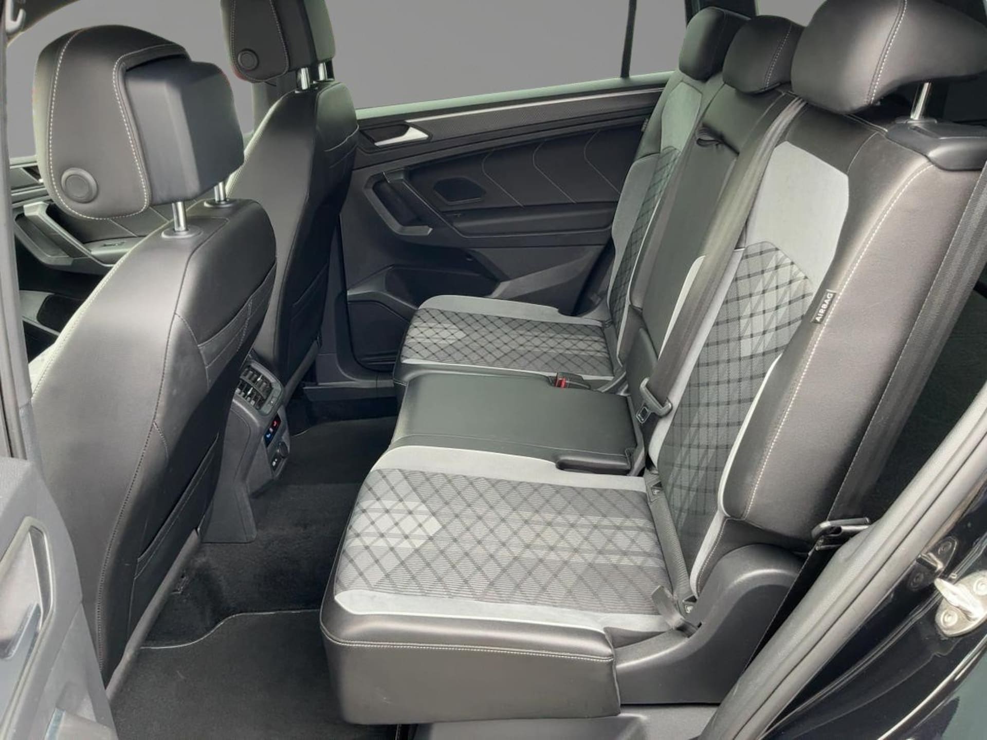 Volkswagen Tiguan Allspace R-Line