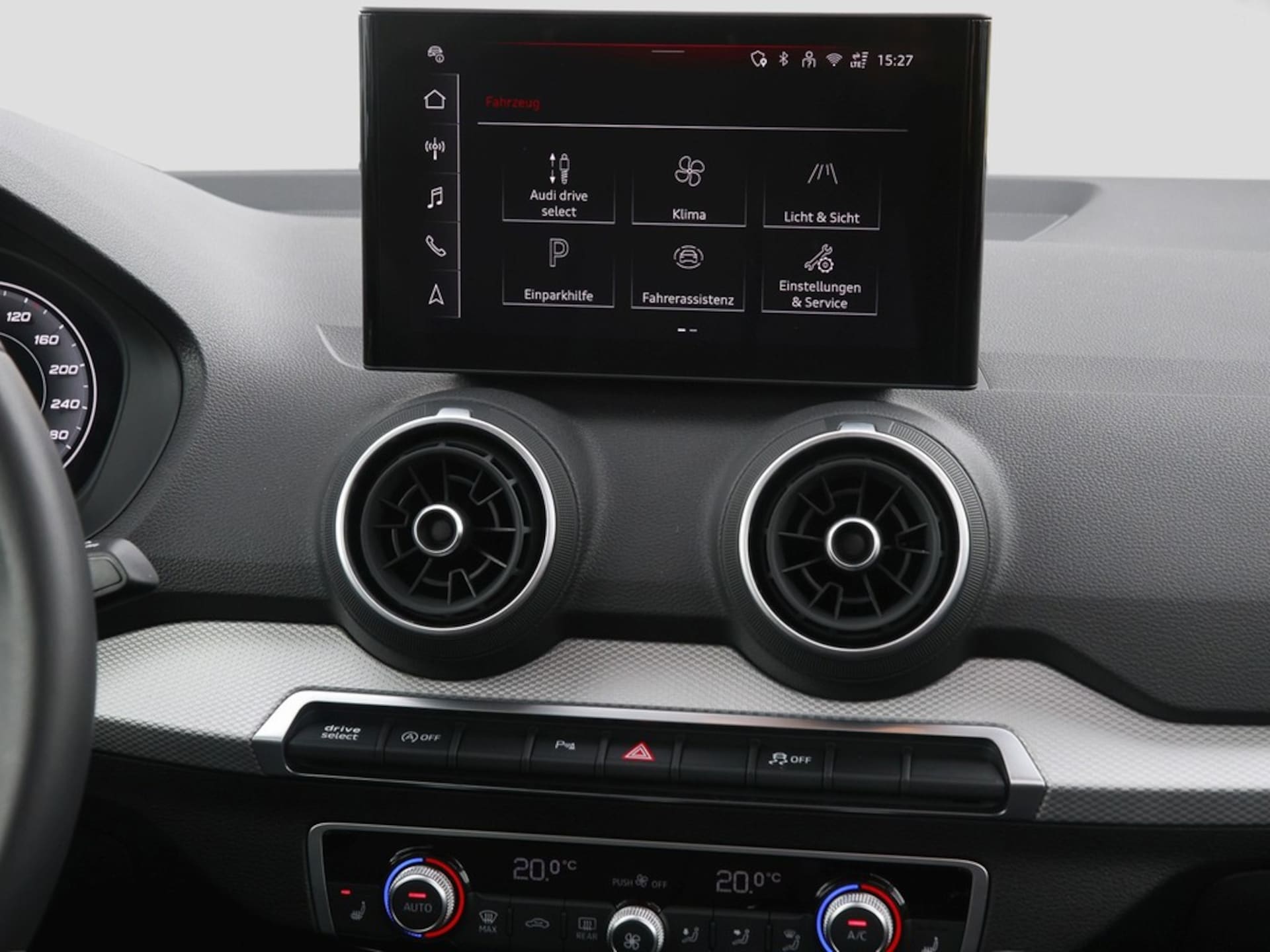 Audi Q2 S line