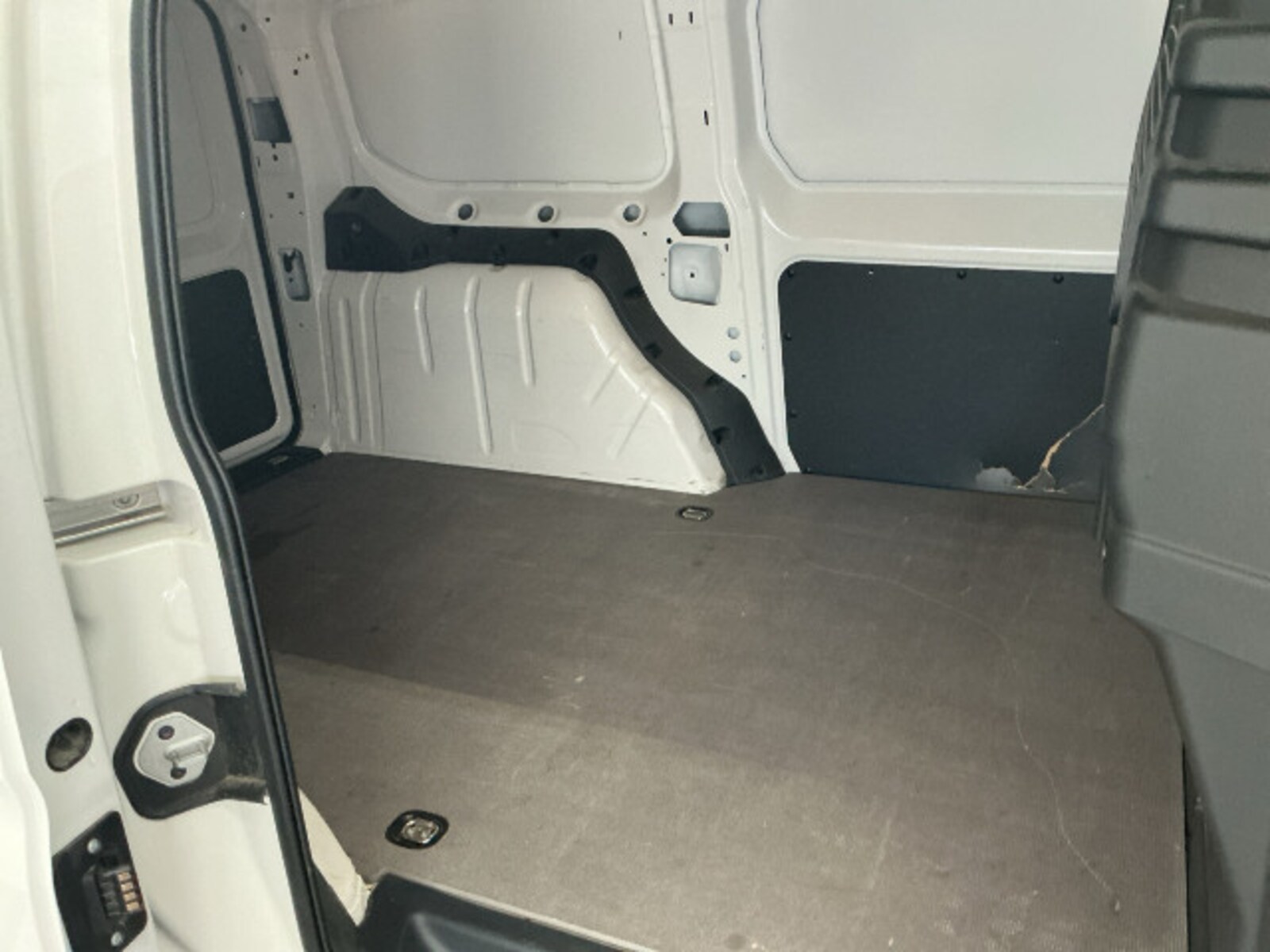 Volkswagen Caddy Maxi Cargo – Bild 19