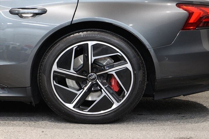 Image about Audi e-tron GT e-tron GT quattro 350,00 kW