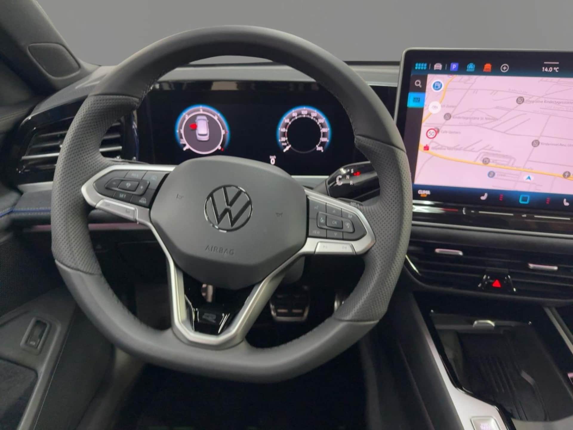 Volkswagen Passat R-Line