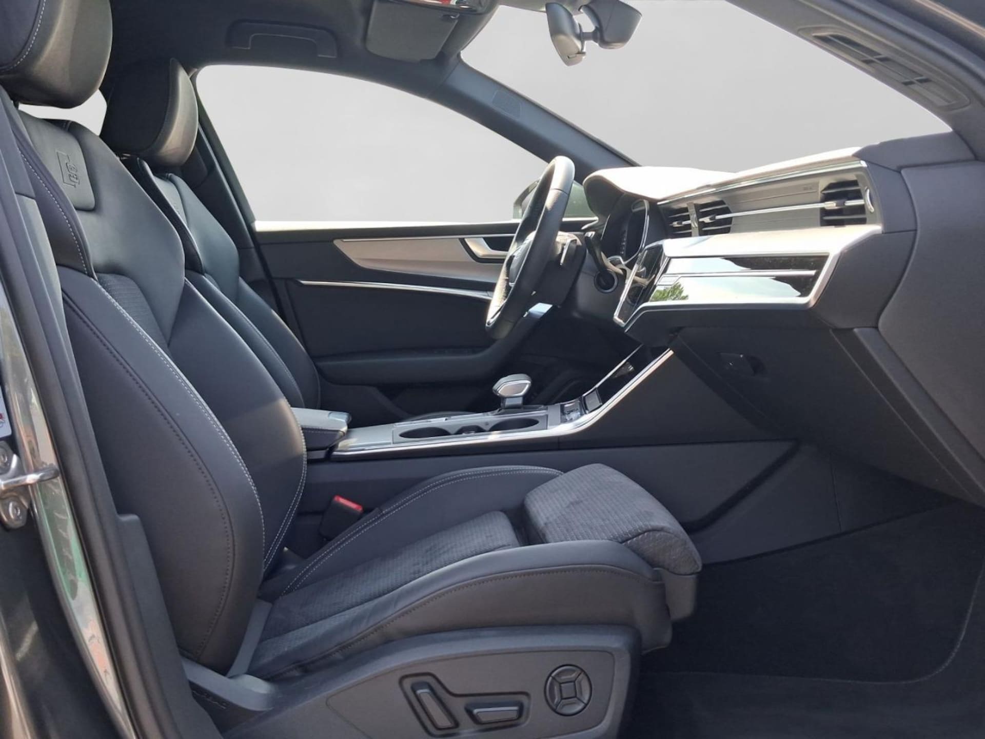 Audi S6 Avant