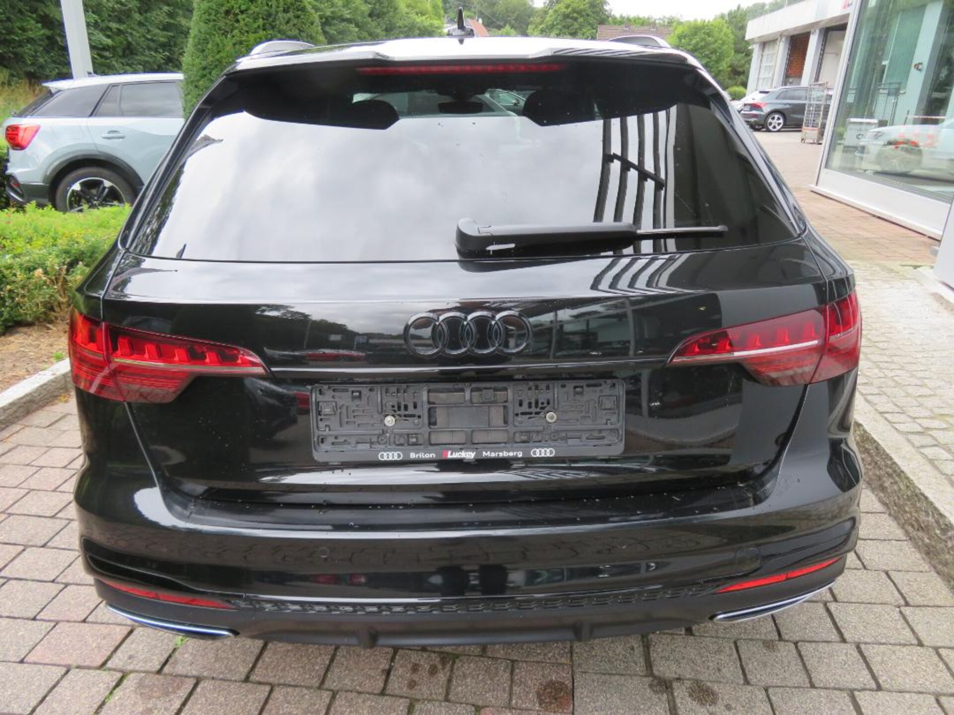 Audi A4 Avant S line