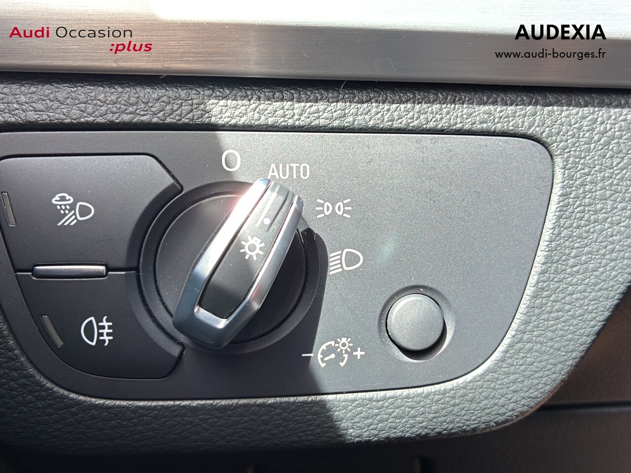 Image about Audi Q5 Sportback TFSI e S line 50 TFSI e quattro 220 kW (299 ch) S tronic