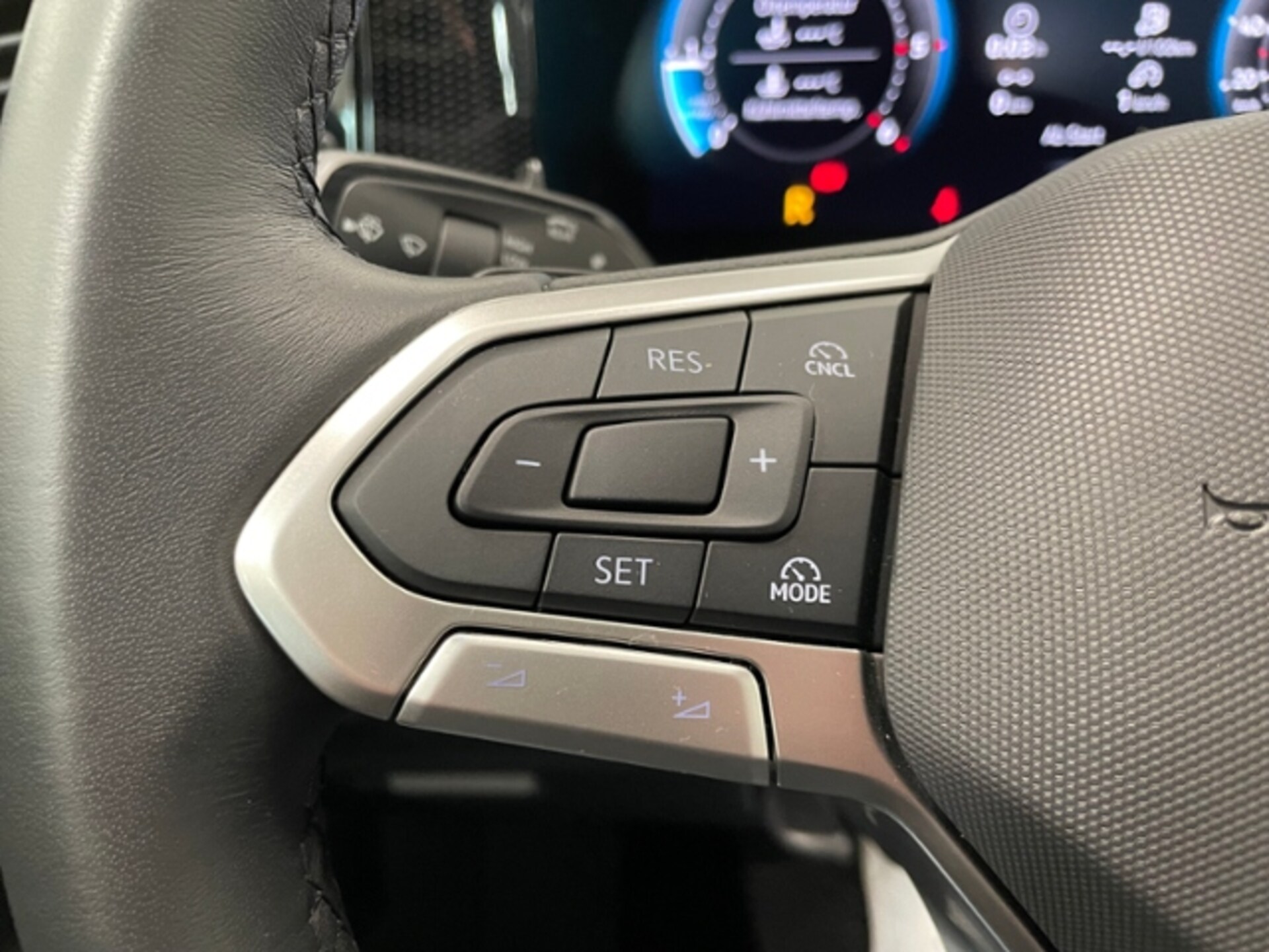 Volkswagen Tiguan Basis-Modell