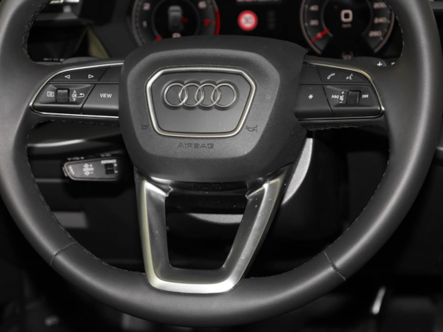 Bild über Audi A3 Sportback S line 35 TFSI S tronic - für weitere Informationen kontaktieren Sie den Audi Partner
