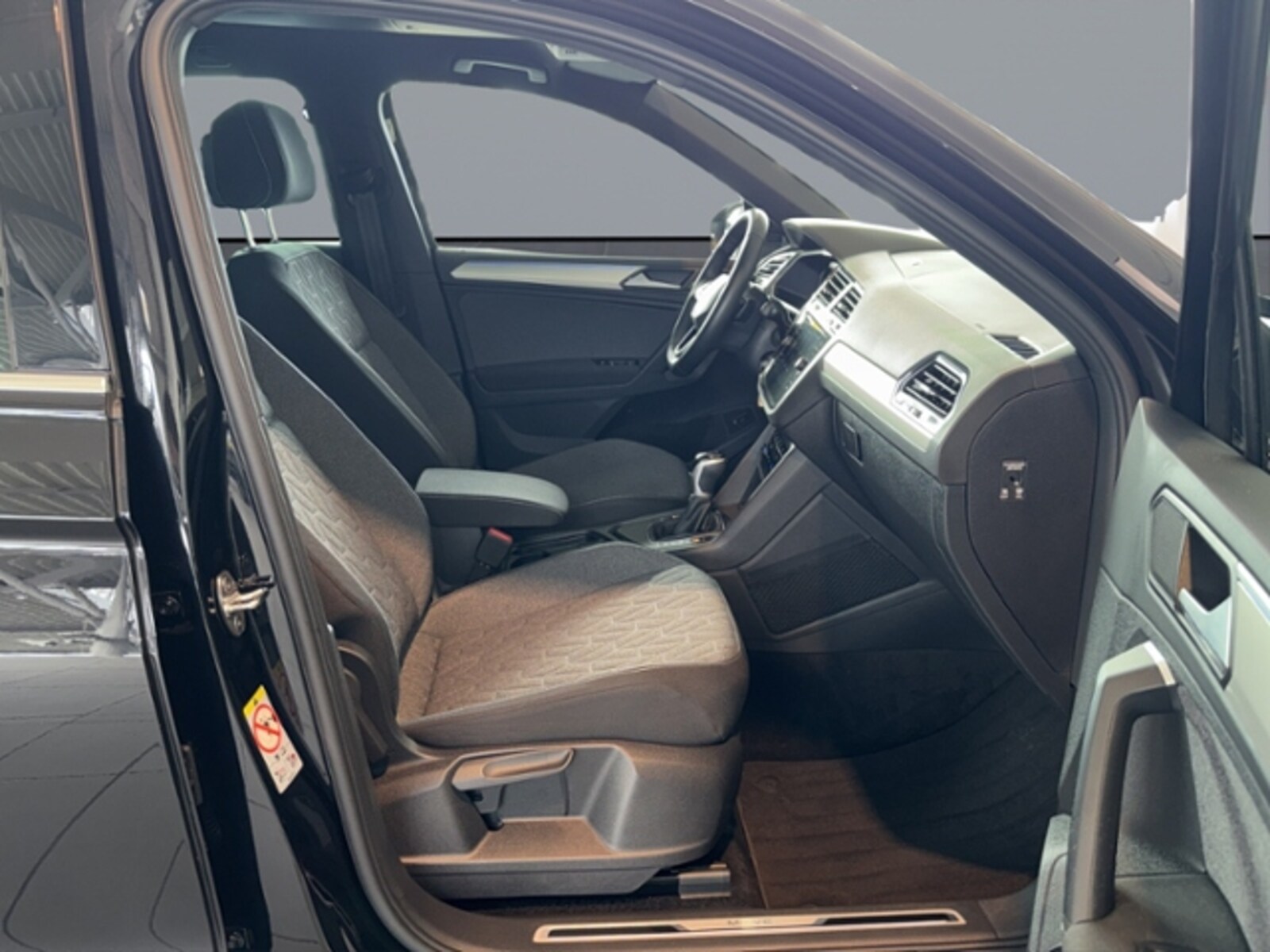 Volkswagen Tiguan – Bild 15