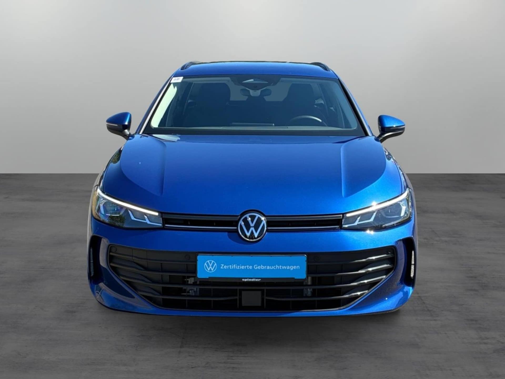 Volkswagen Passat Basis-Modell