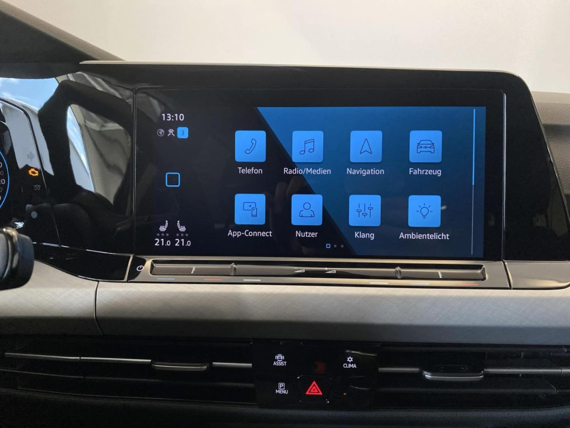 Volkswagen Golf Life