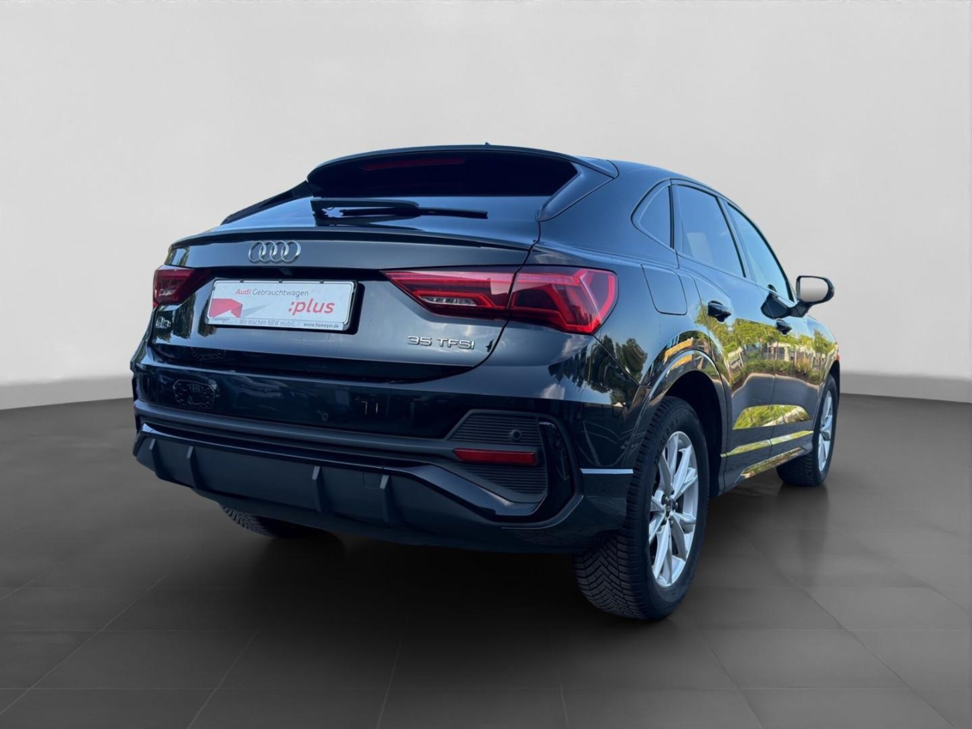 Audi Q3 Sportback S line