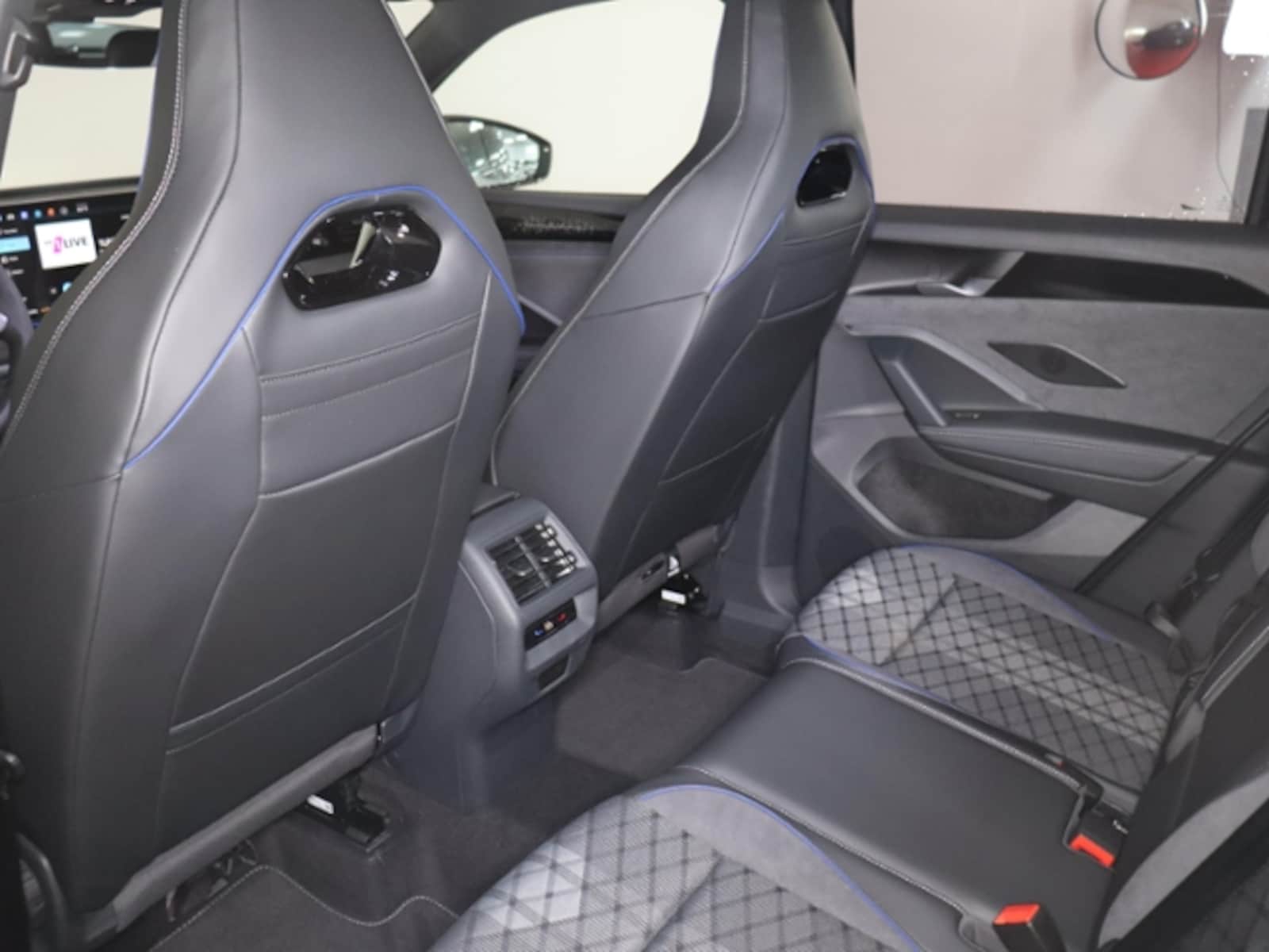 Volkswagen Tiguan – Bild 13