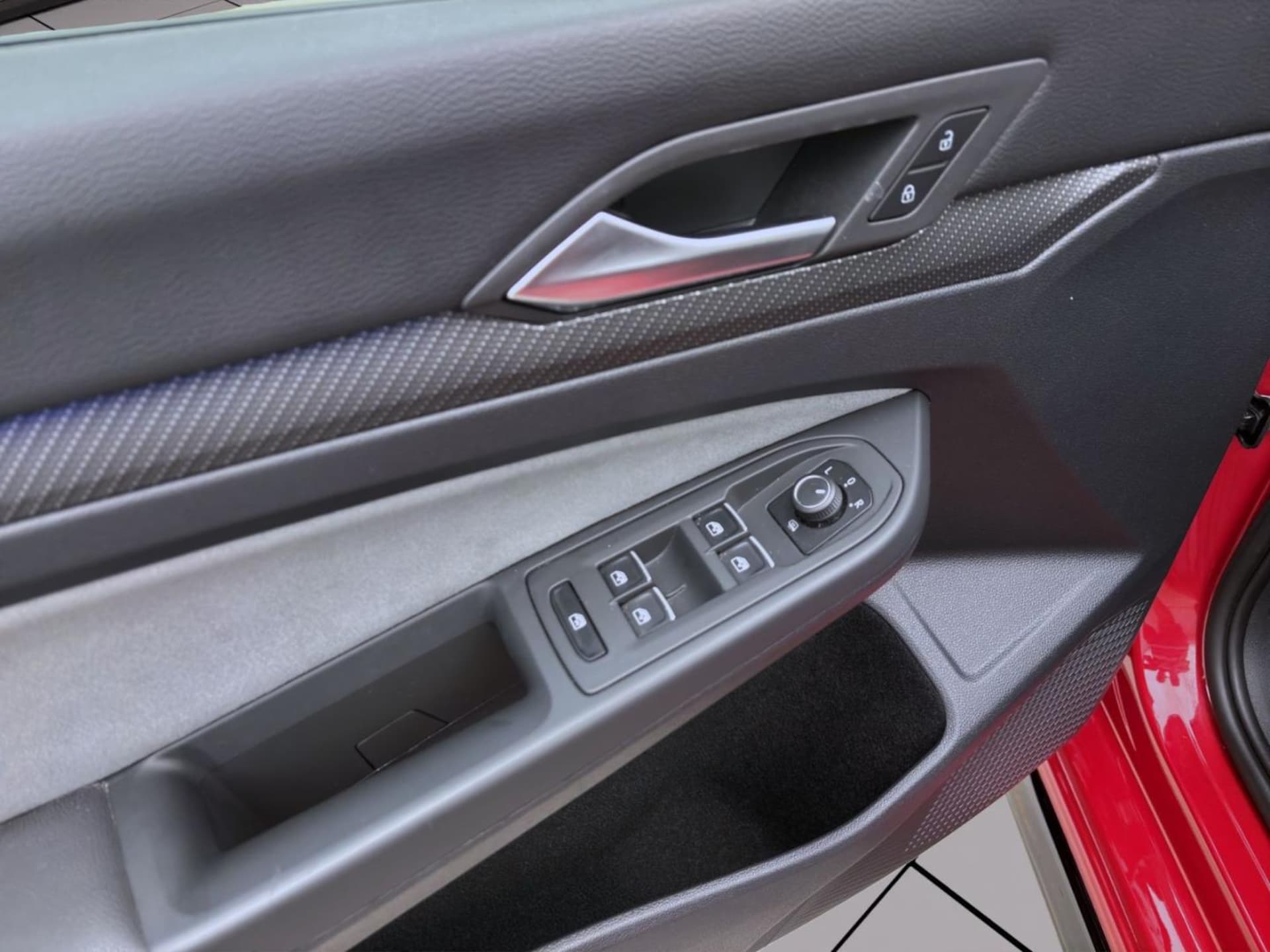 Volkswagen Golf R-Line