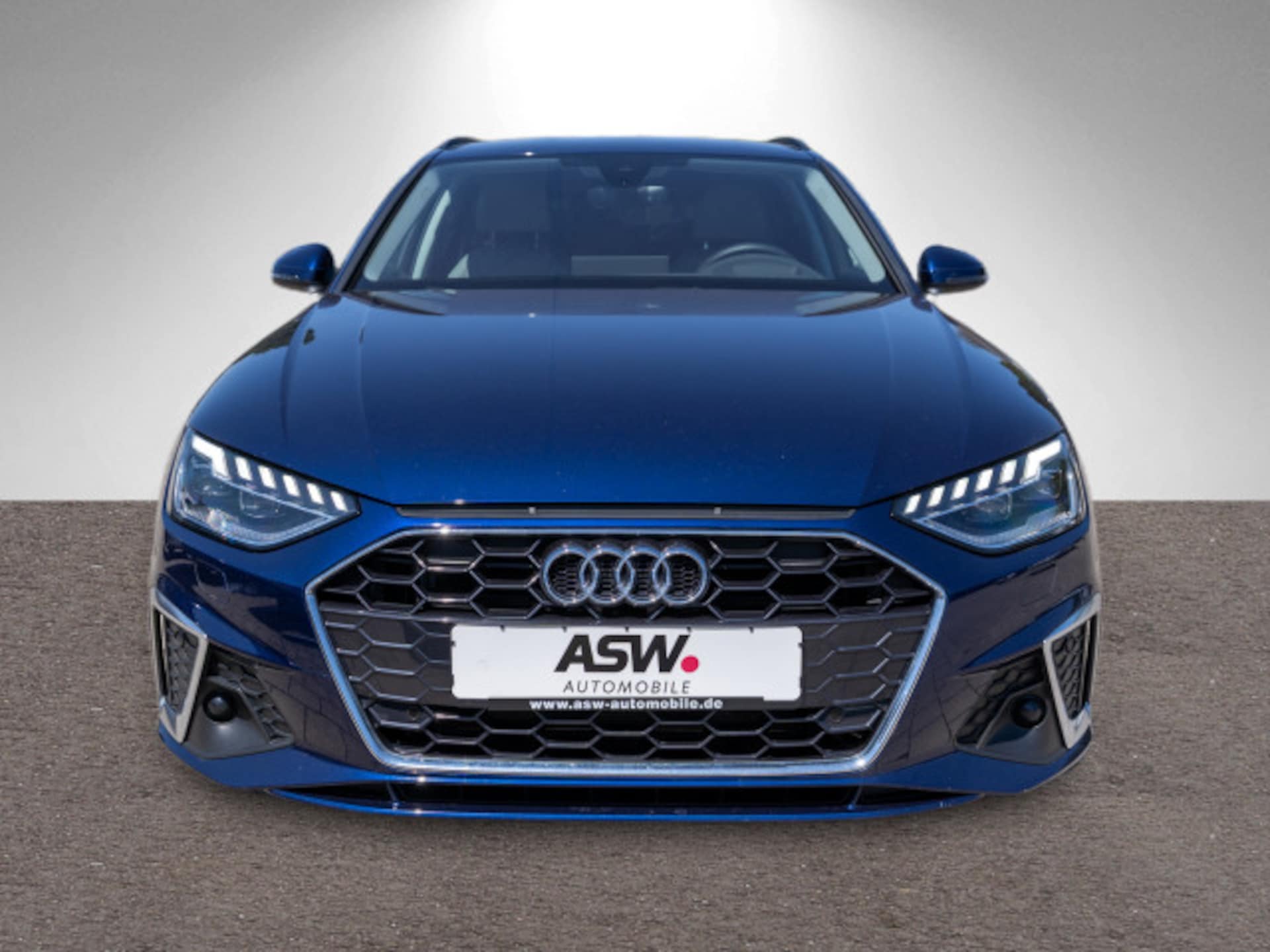 Audi A4 Avant S line