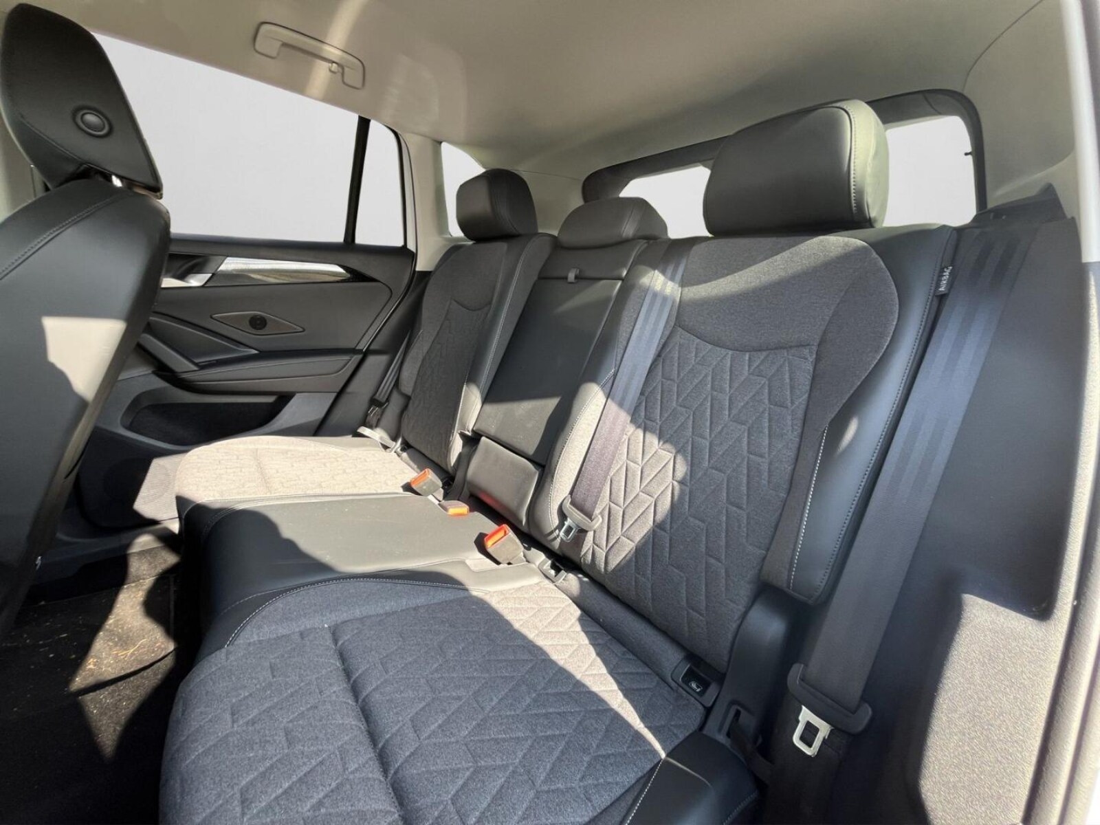 Volkswagen Tiguan – Bild 14