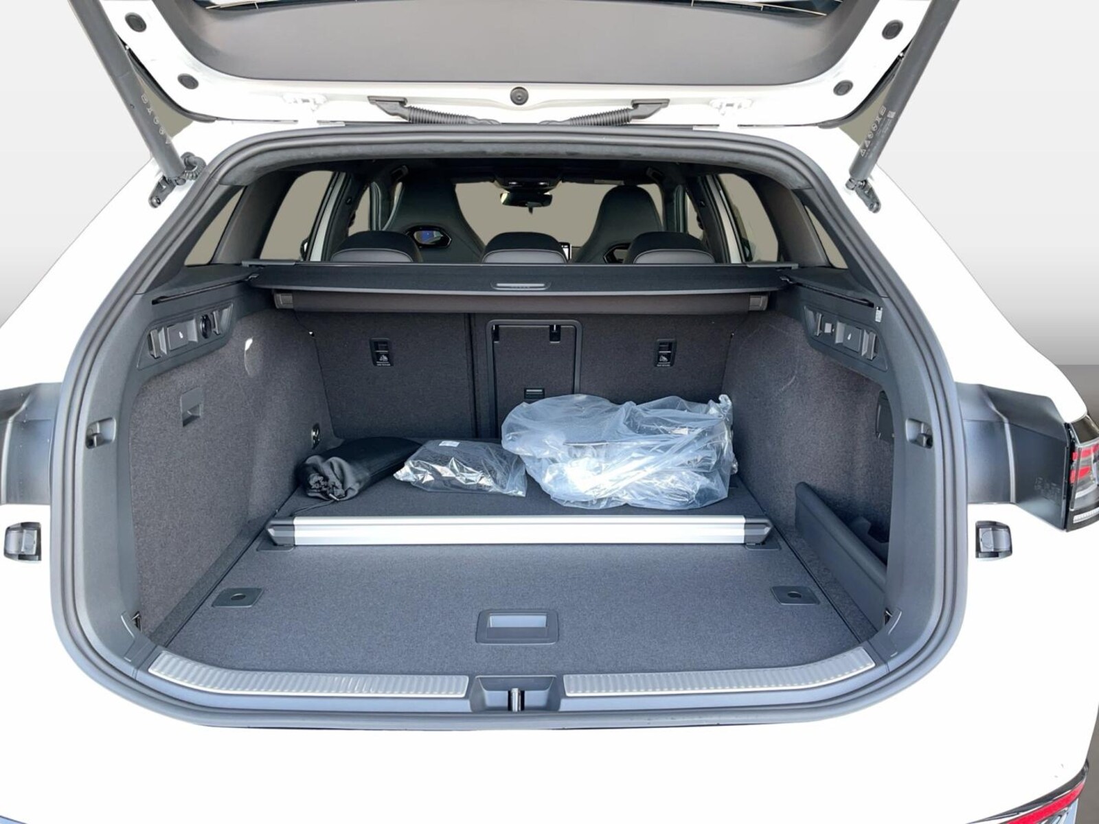 Volkswagen Passat – Bild 12