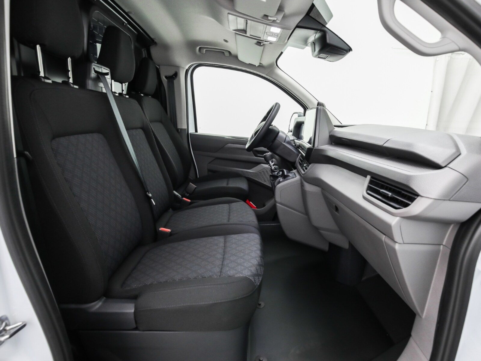 Volkswagen Transporter Kasten kurzer Radstand – Bild 12