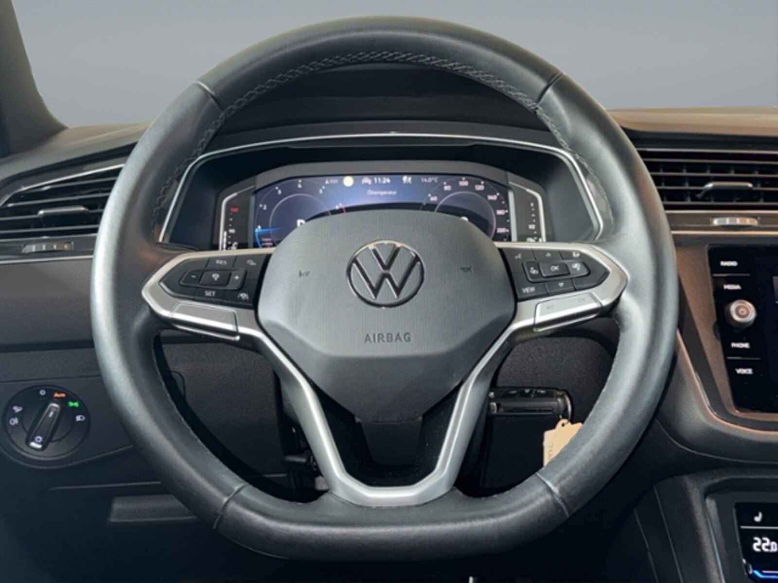 Volkswagen Tiguan – Bild 17