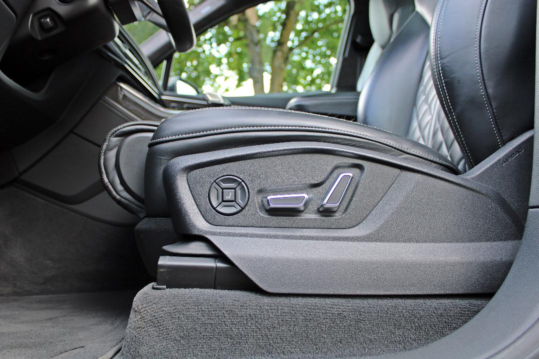 Image about Audi SQ7 TDI quattro tiptronic