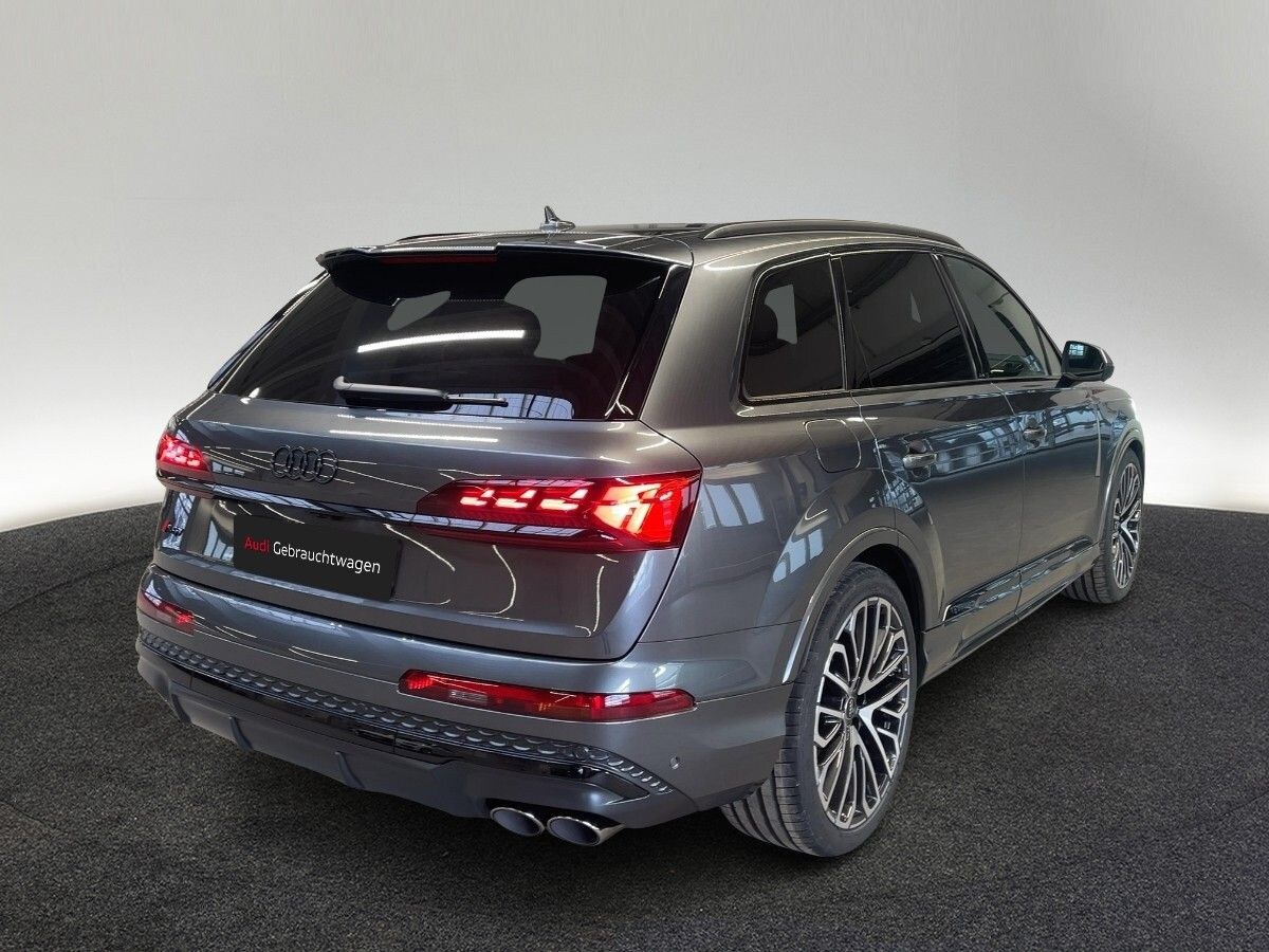 Image about Audi SQ7 SUV TFSI quattro tiptronic