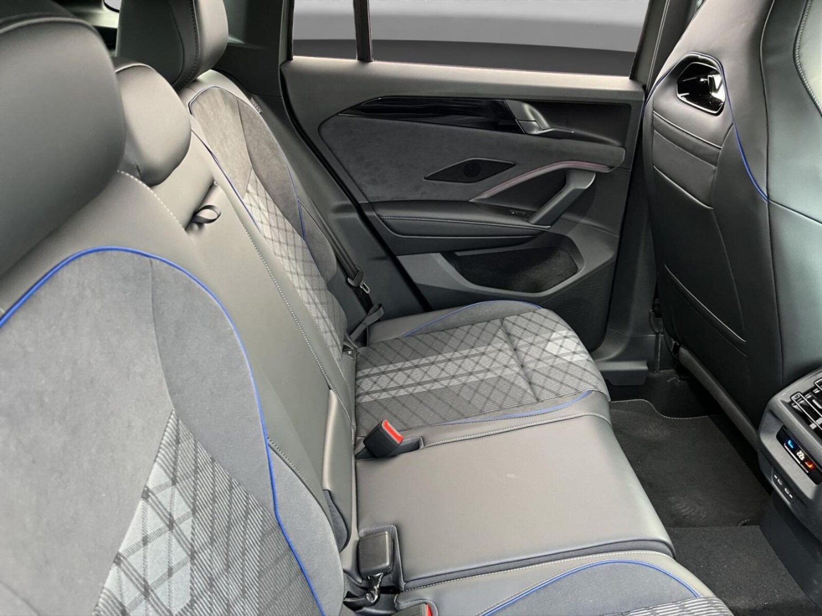 Volkswagen Tiguan – Bild 21