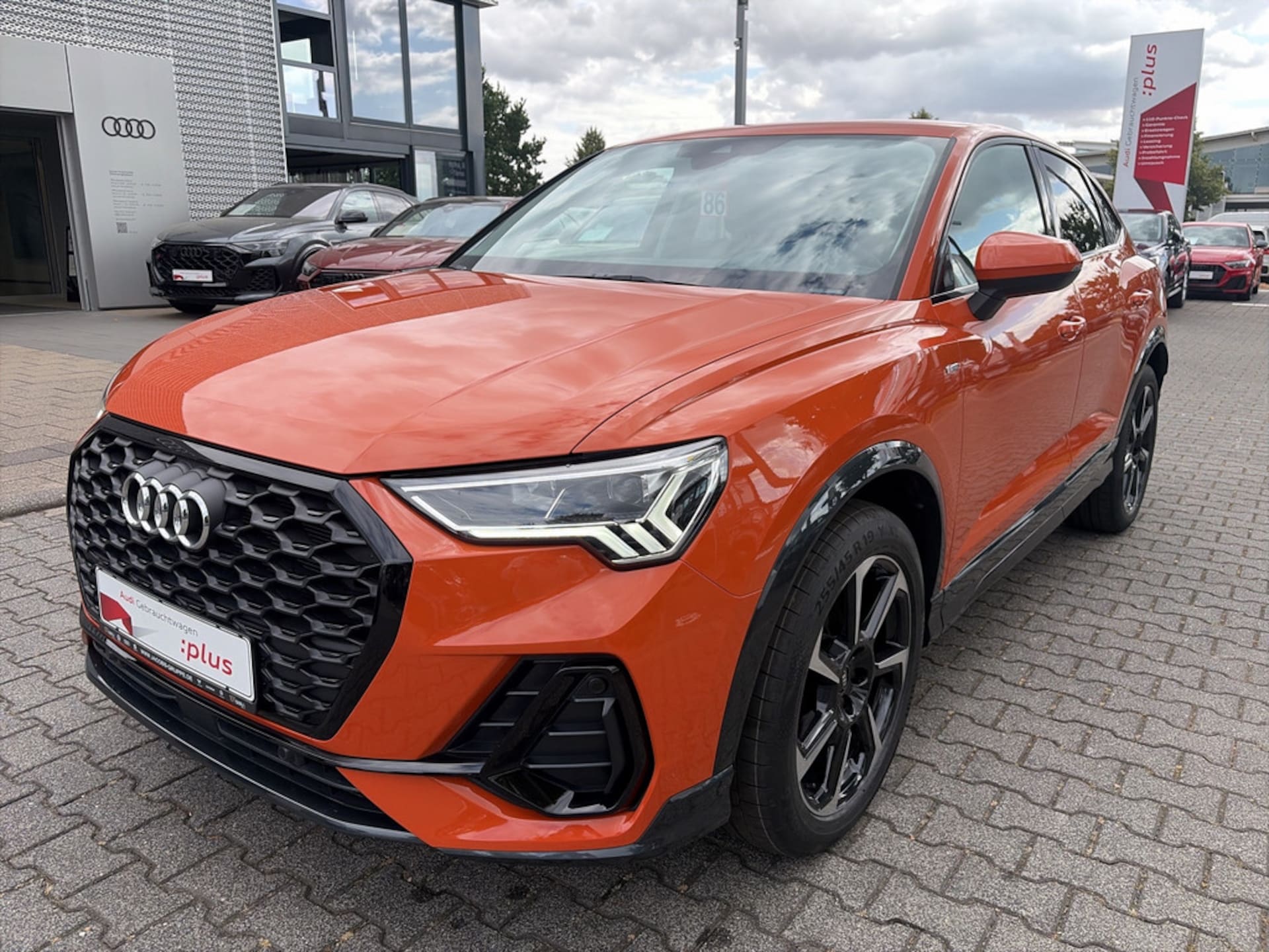 Audi Q3 Sportback S line