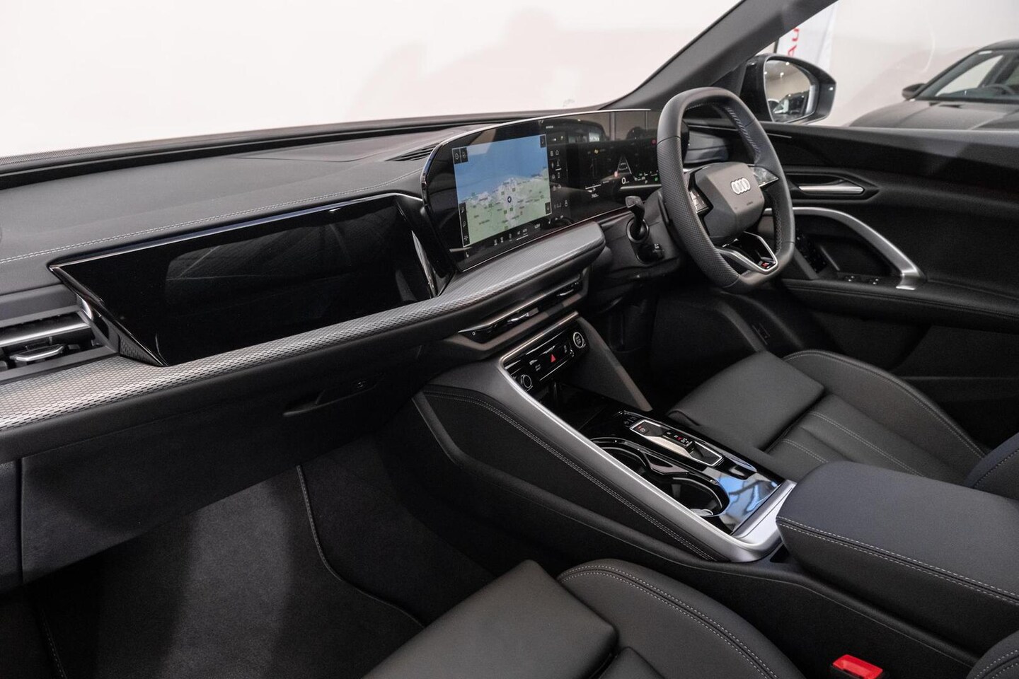 Image about Audi Q5 SUV TDI quattro 150 kW sport