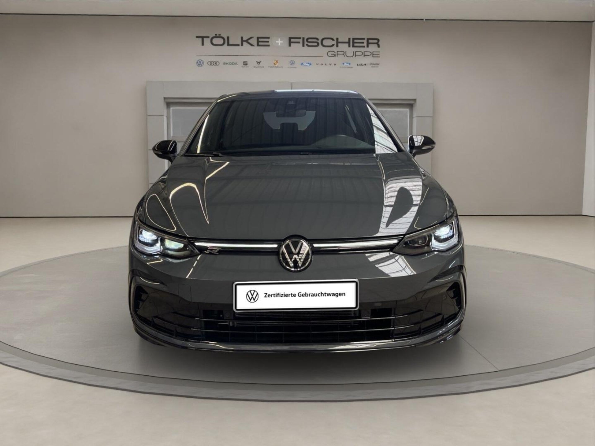 Volkswagen Golf R-Line