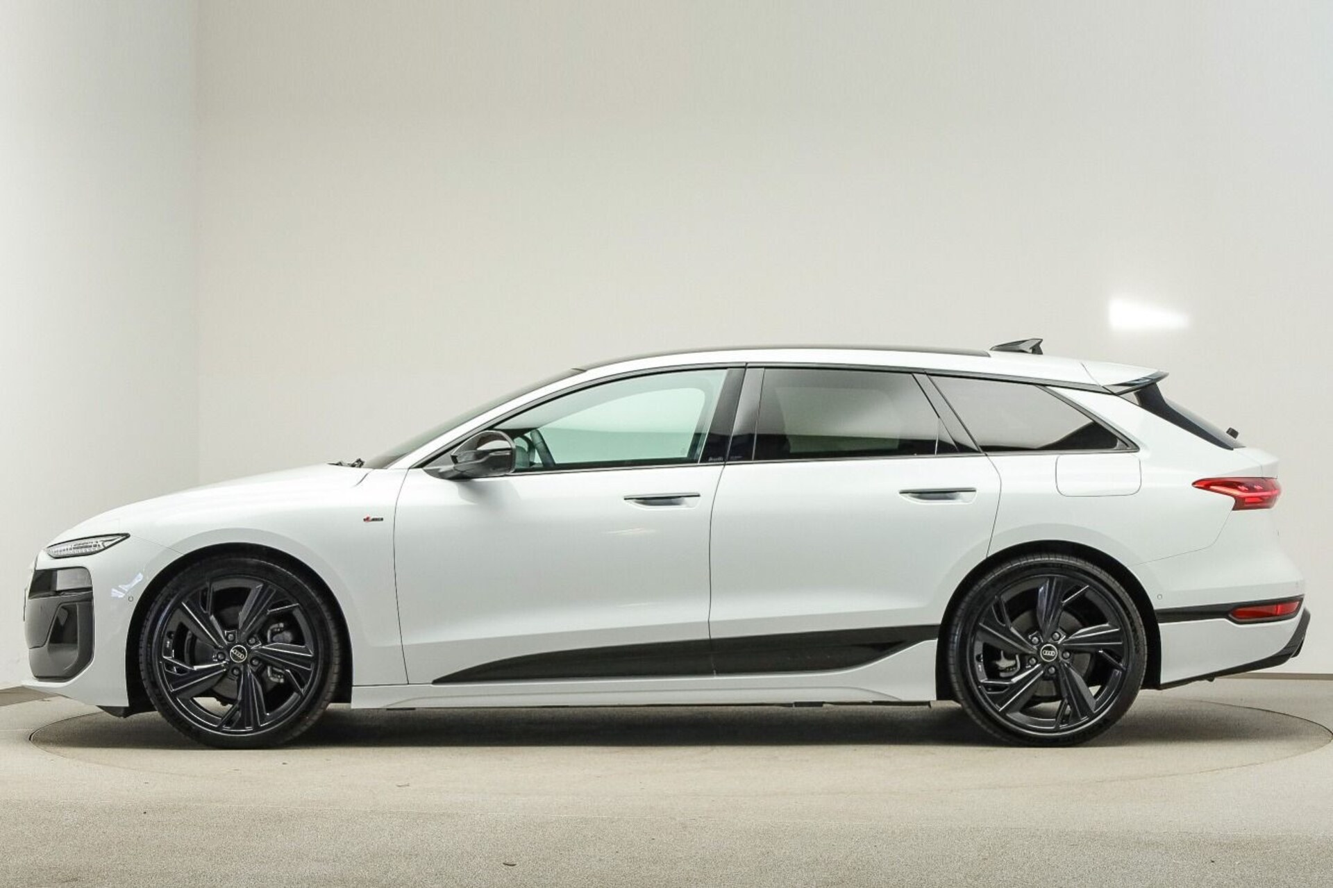 Audi A6 Avant e-tron