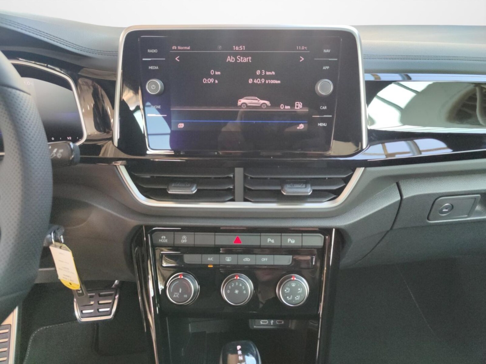 Volkswagen T-Roc Cabriolet – Bild 11