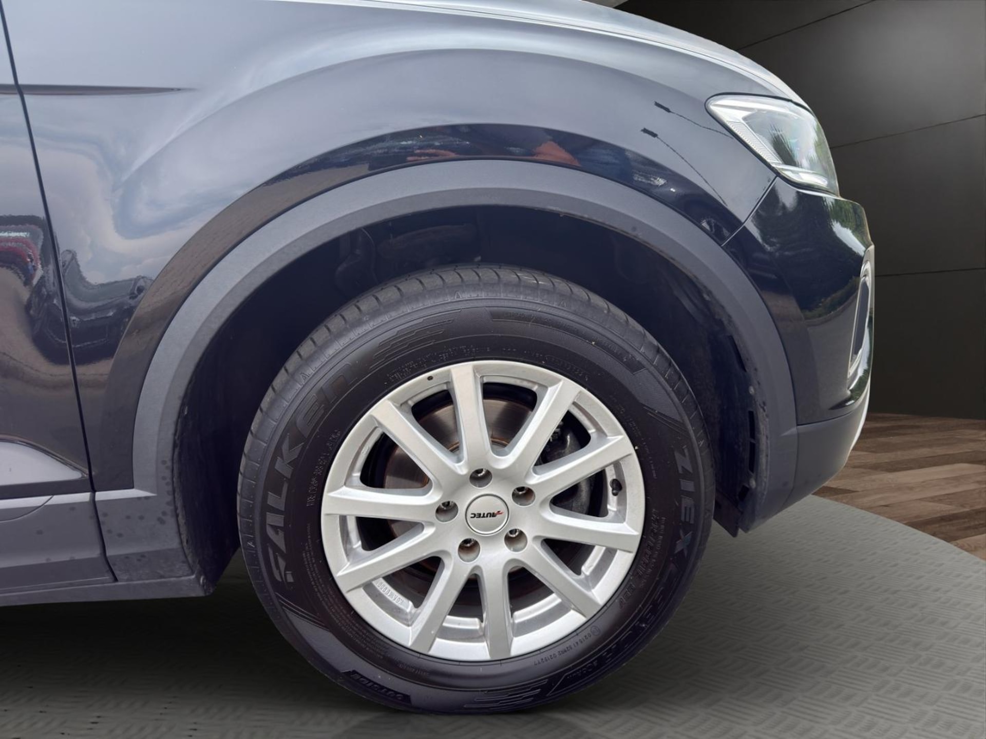 Volkswagen T-Roc Basis-Modell