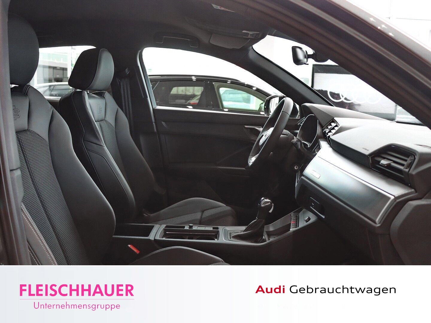 Bild über Audi Q3 Sportback S line 35 TFSI S tronic - für weitere Informationen kontaktieren Sie den Audi Partner