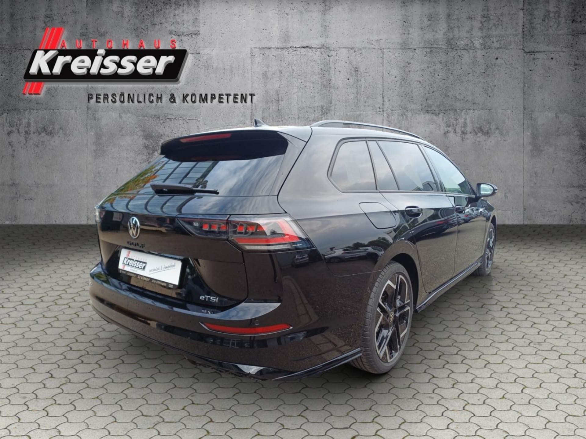 Volkswagen Golf Variant R-Line