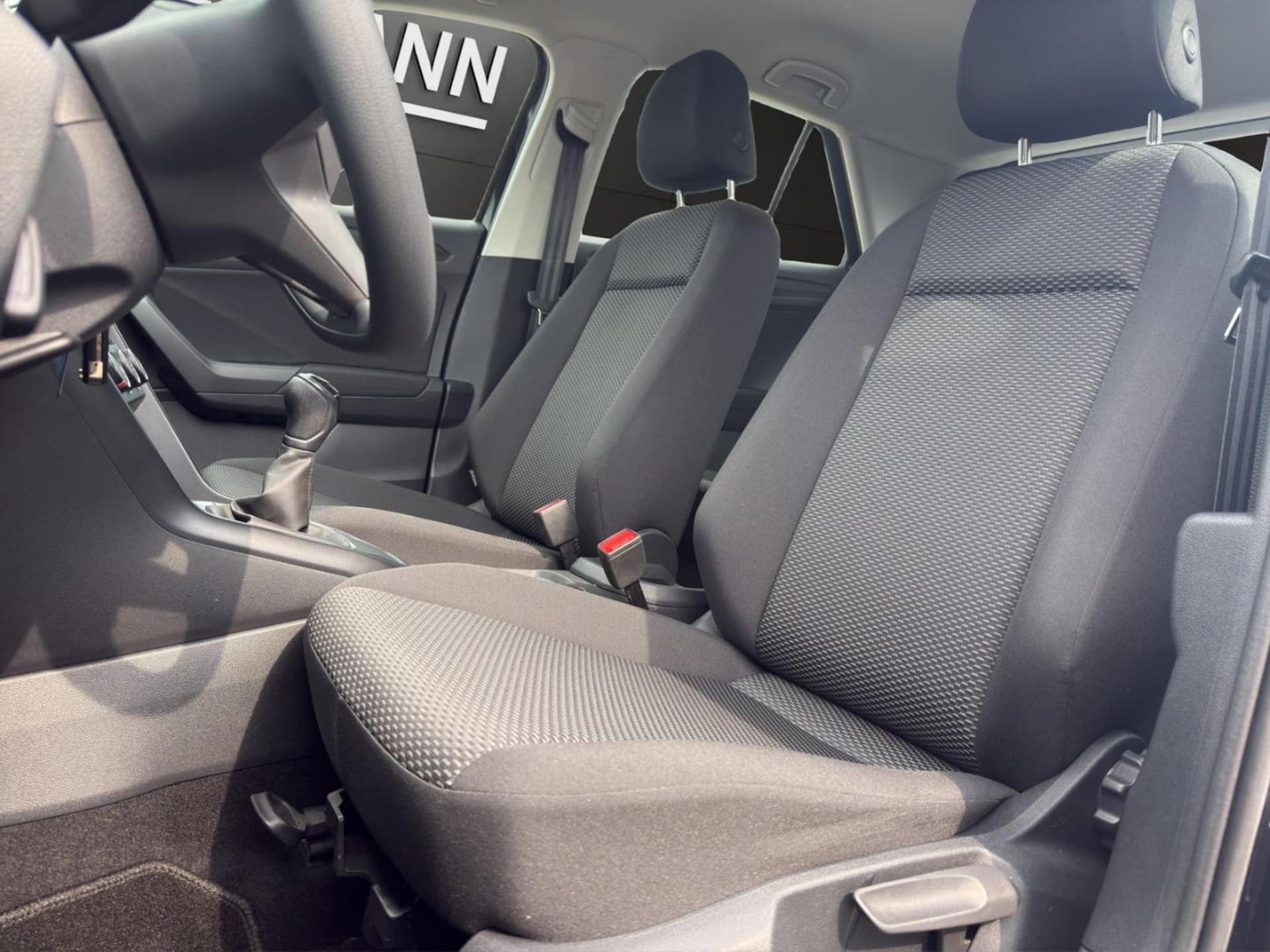 Volkswagen T-Roc Basis-Modell