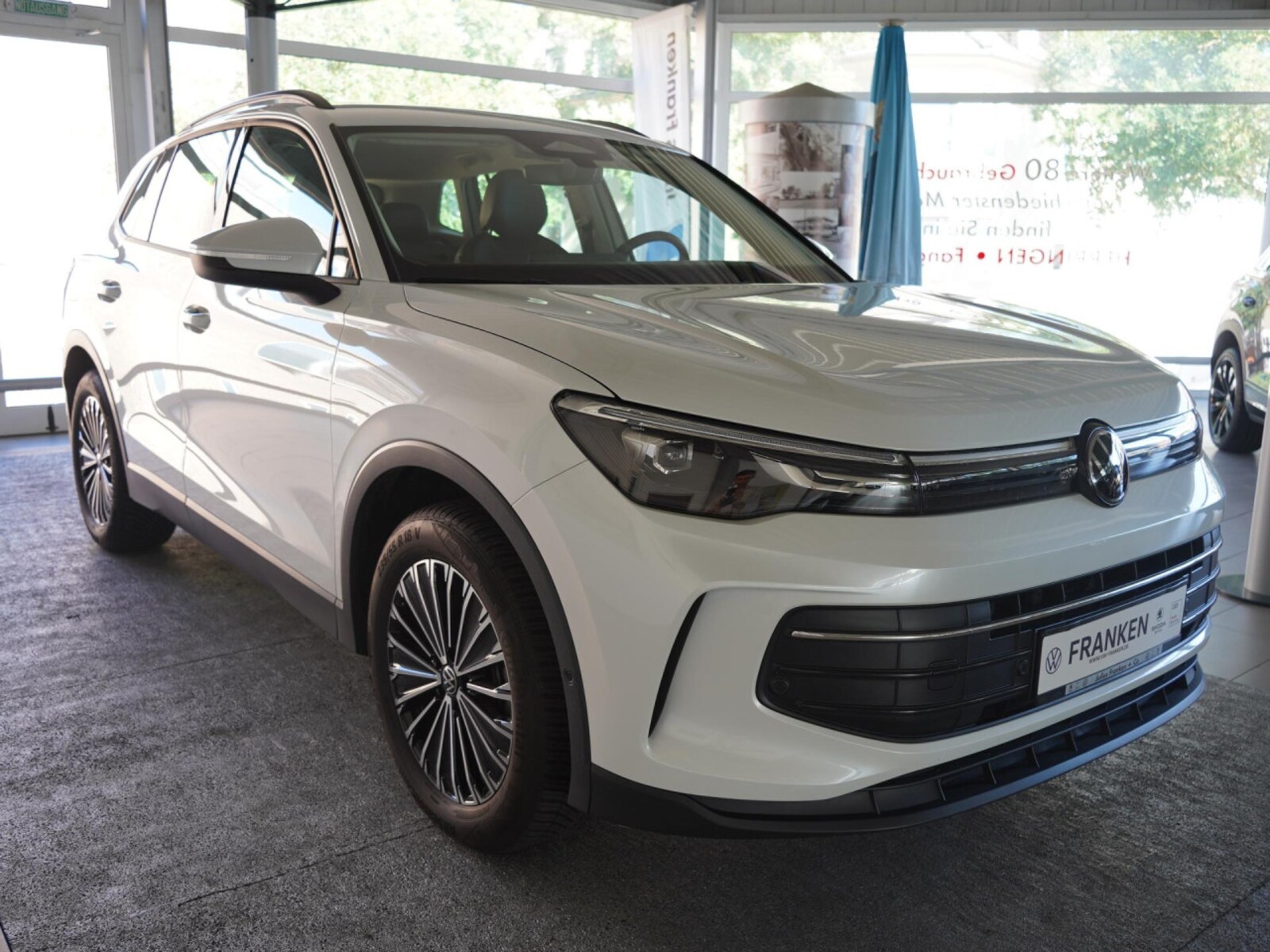 Volkswagen Tiguan – Bild 8