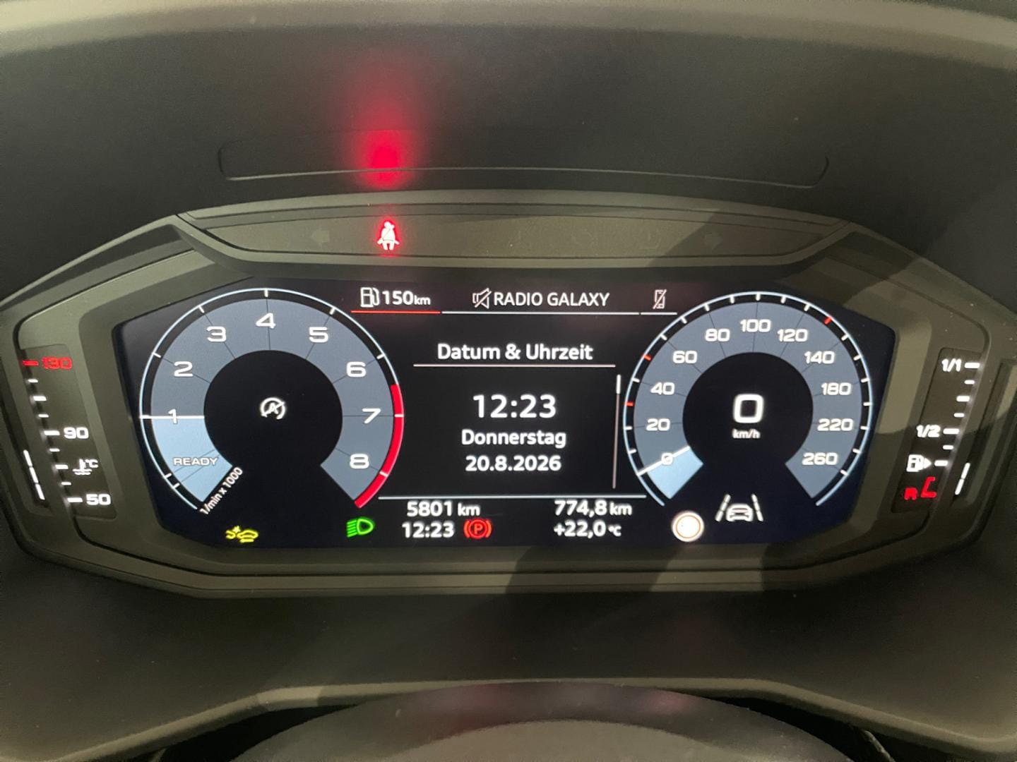 Bild über Audi A1 Sportback advanced 30 TFSI Schaltgetriebe - für weitere Informationen kontaktieren Sie den Audi Partner