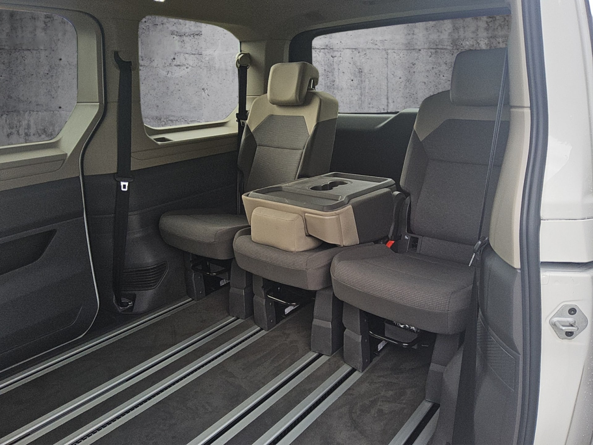 Volkswagen Multivan Basis-Modell