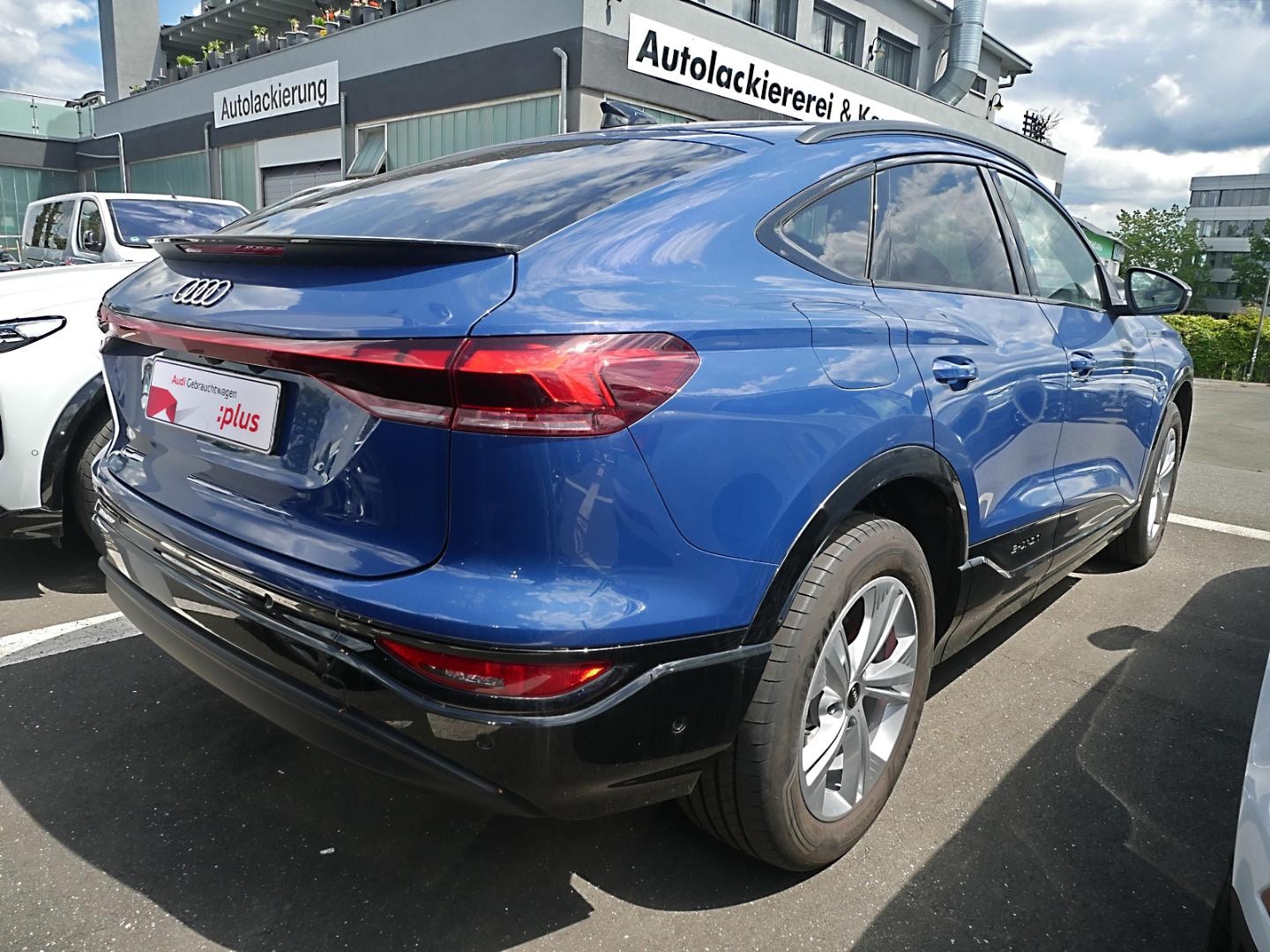 Bild über Audi Q6 Sportback e-tron e-tron - für weitere Informationen kontaktieren Sie den Audi Partner