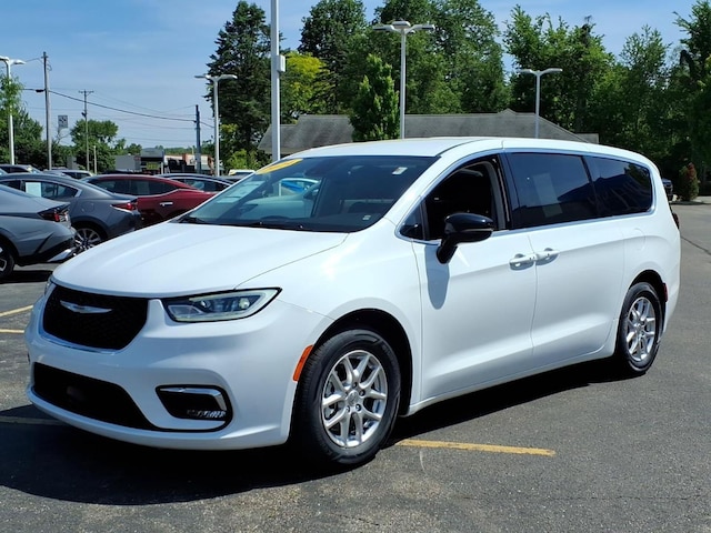 2024 Chrysler Pacifica