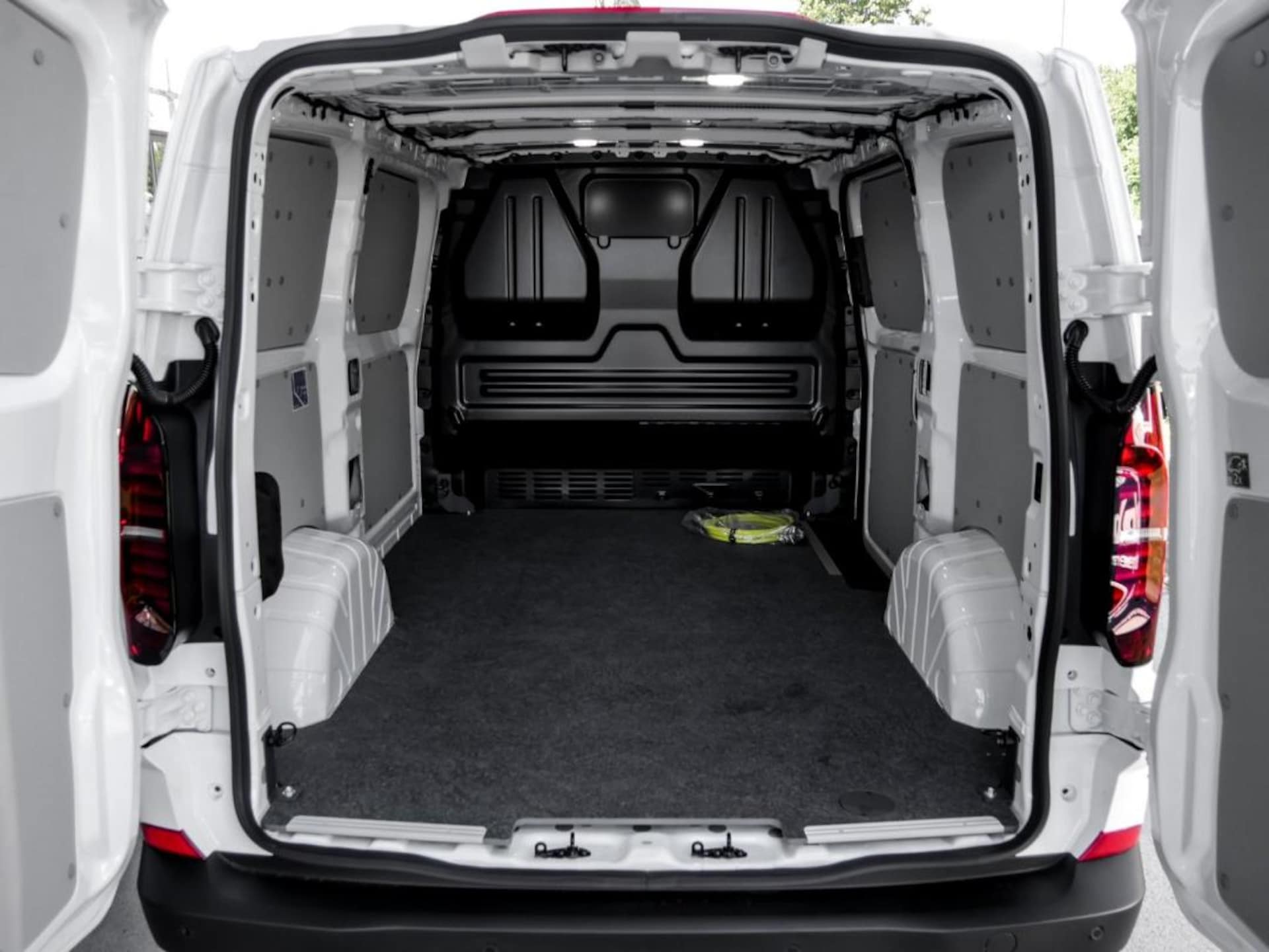 Volkswagen Transporter Kasten kurzer Radstand