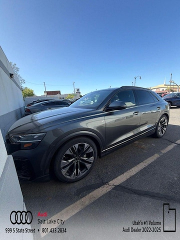 Photo of 2026 Audi Q8