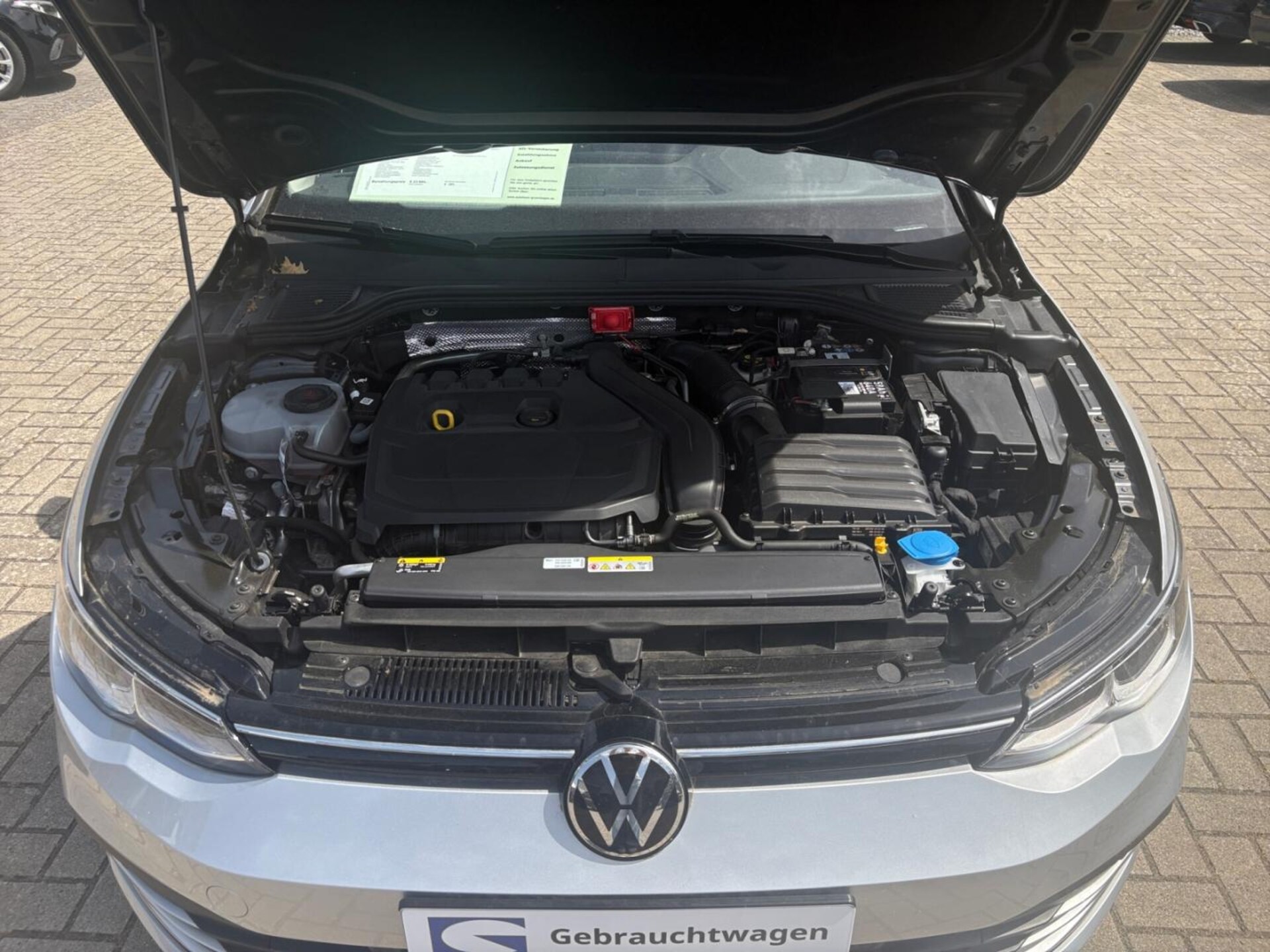 Volkswagen Golf Life